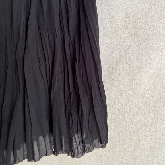 pleated crinkle midi skirt - Picture 6 of 7